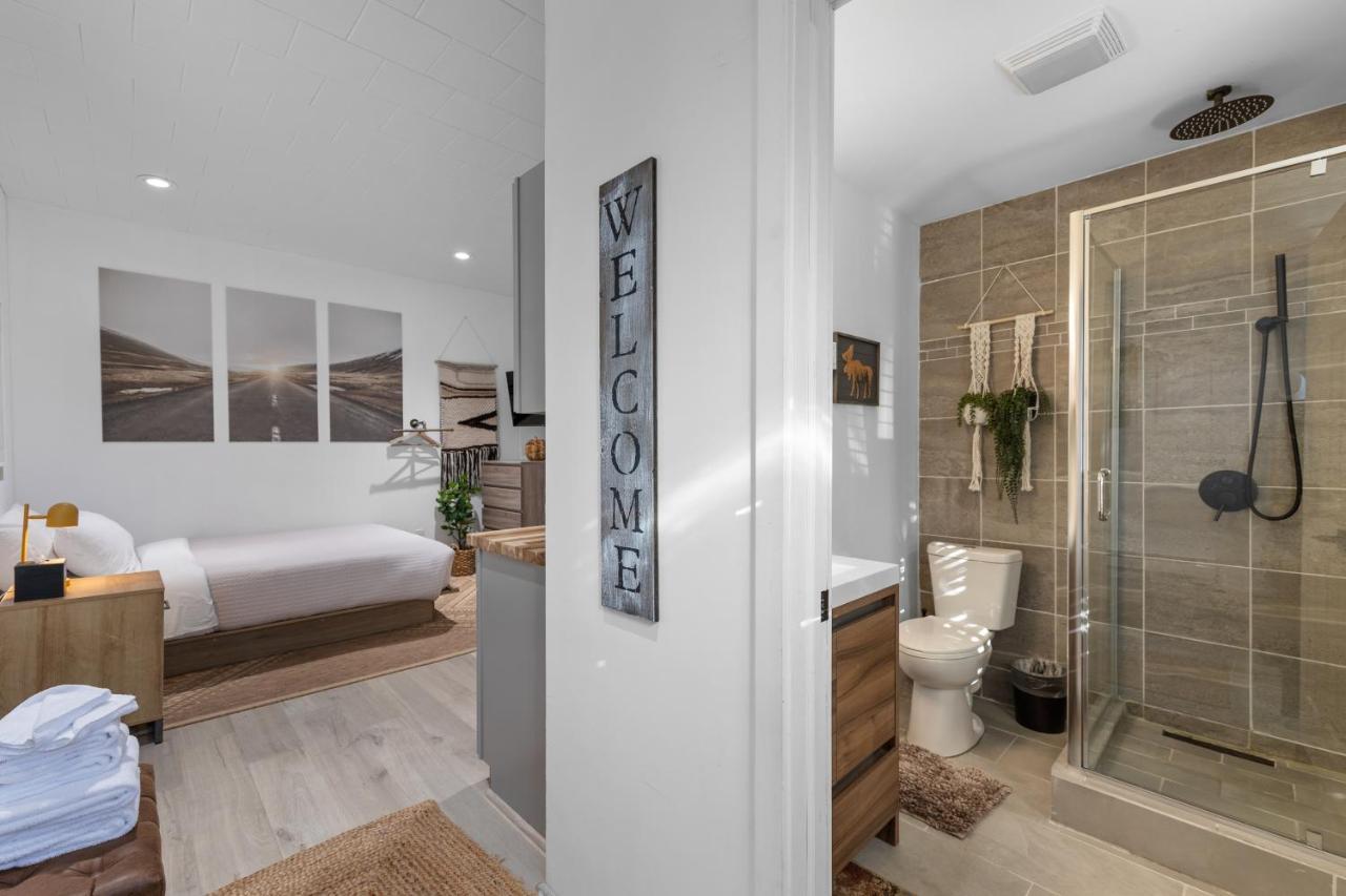 Modern Home &Cozy เลคแพลซิด ภายนอก รูปภาพ